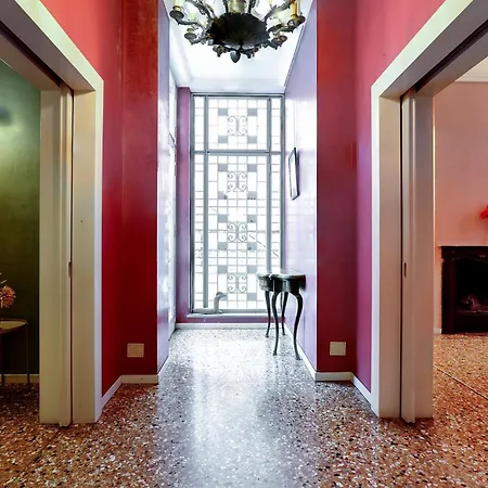 Villa Frascati With Garden - City Life Milan