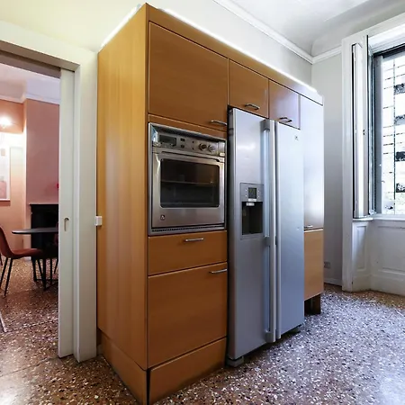 Villa Frascati With Garden - City Life * Milan